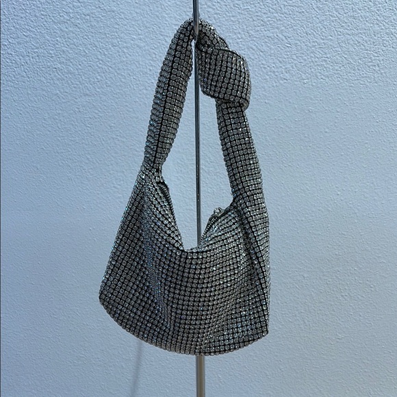 Crystal knotted bag
